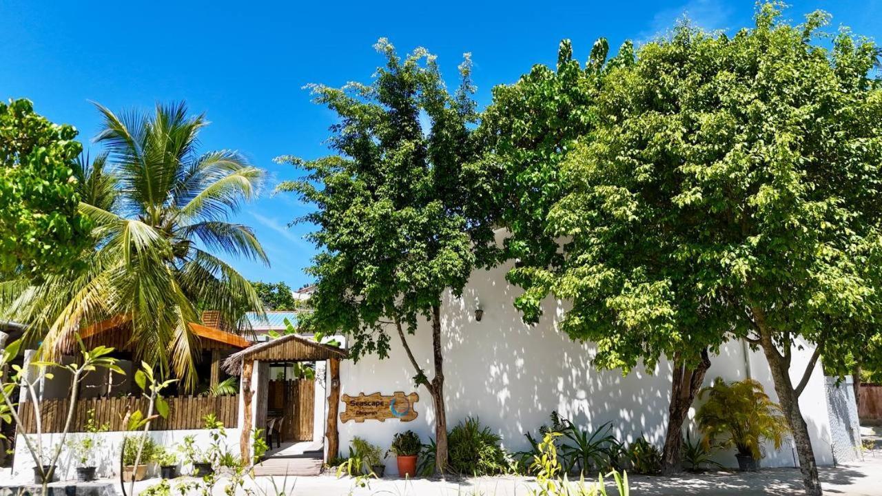 Seascape Retreats Dhigurah Hotel Dhigurah  Exterior photo