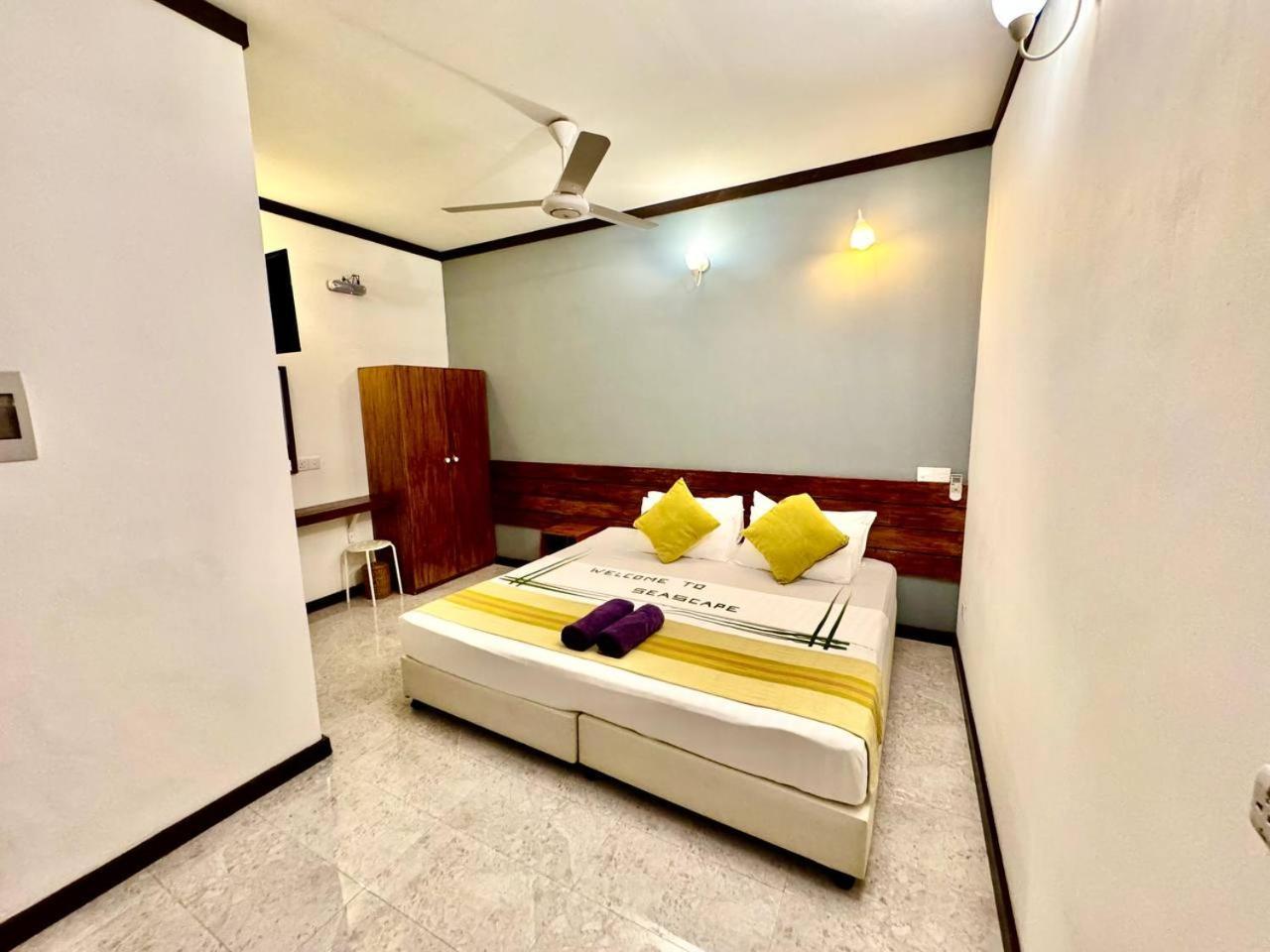 Seascape Retreats Dhigurah Hotel Dhigurah  Exterior photo